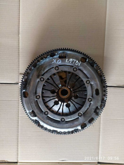 Демфер Volkswagen Passat Golf Caddy 1.9 tdi Фольцваген Пассат Гольф