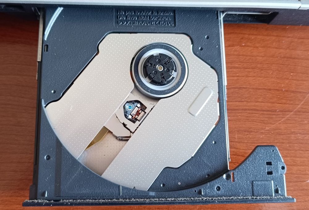 Computador Toshiba SATELLITE M70-320