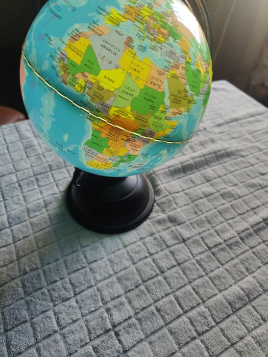 Globo da terra que dá Luz