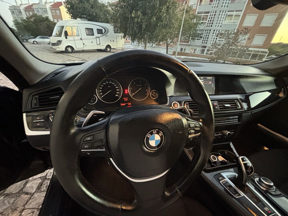 BMW 520d Touring (F11) Auto | Impecável | Revisão de Motor e Caixa Feita