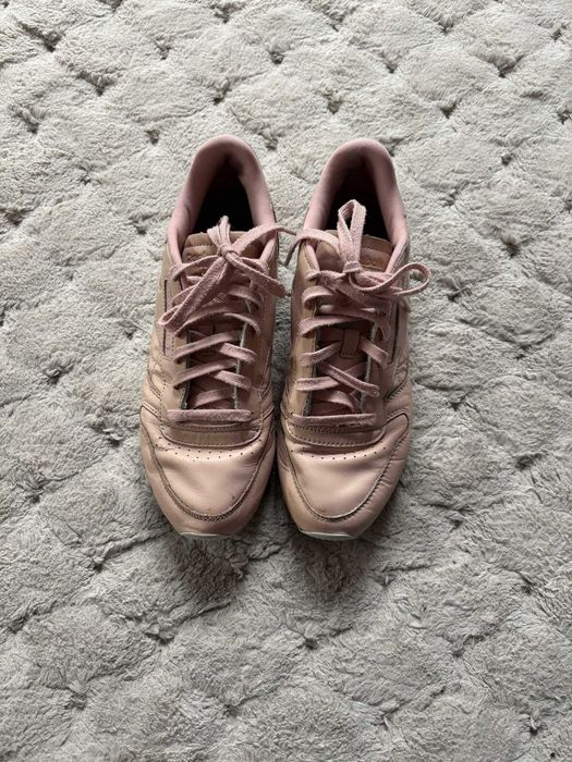 Różowe jasne pudroworóżowe buty trampki sneakersy sportowe reebok