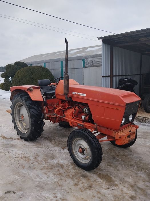 Ciągnik rolniczy Renault R 7231