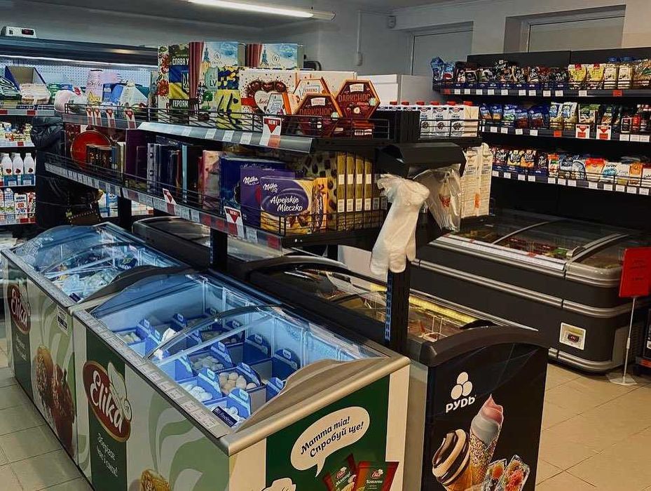 Стелажі в магазин, розрахункові зони, холодильники. Торгове обладнання