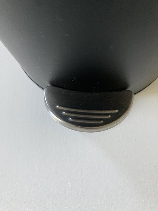 Caixote Lixo WC Preto 3 Litros - Como Novo