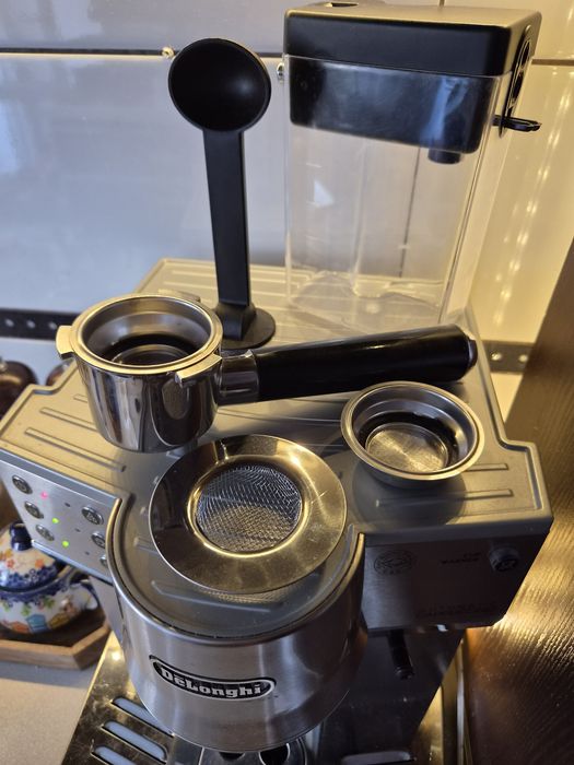 EKSPRES DeLonghi EC860