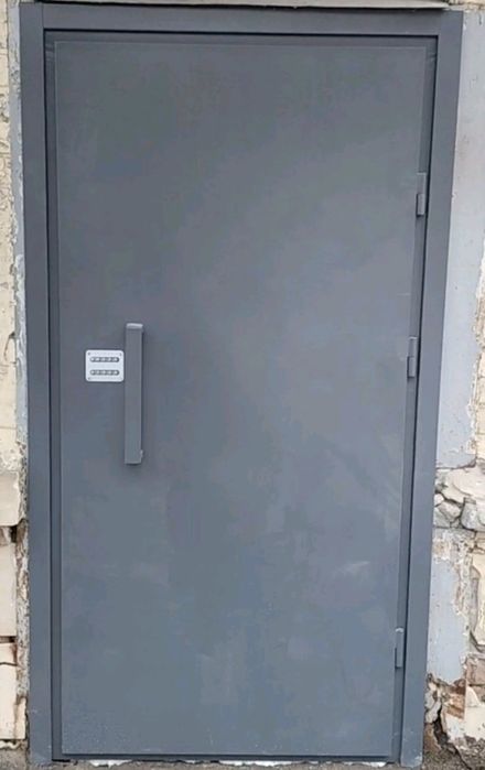 В наличии Двери входные металлические от производителя Доставка