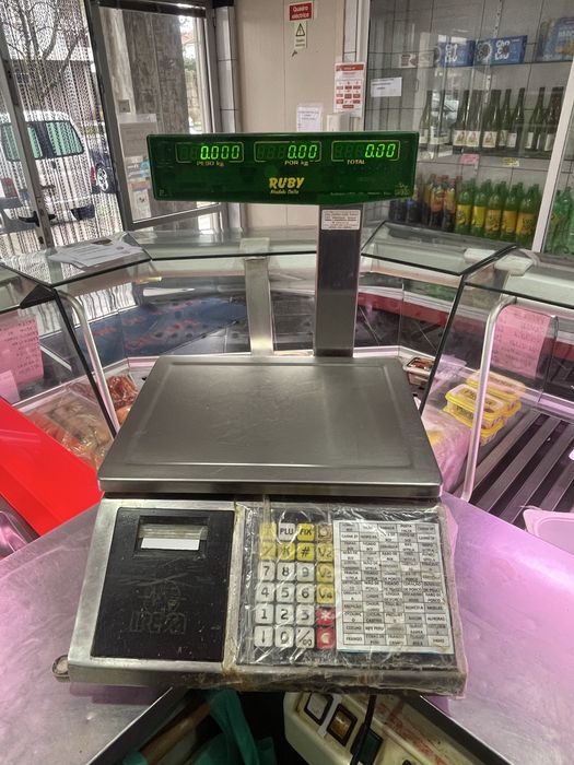 Balança eletrónica RUBY (até 15kg)