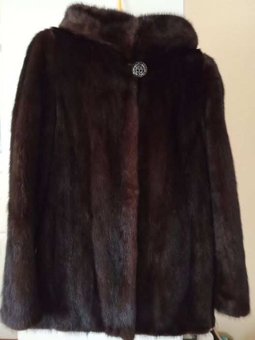 Норкова шуба  натуральне хутро