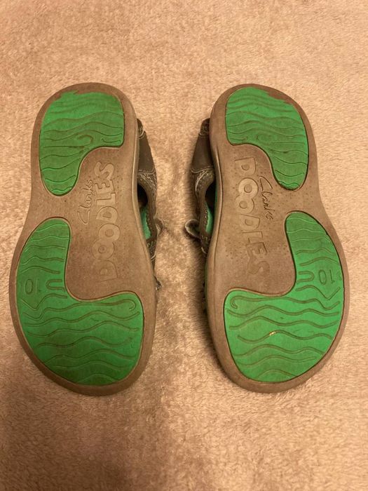 Сандалі/босоніжки Clarks