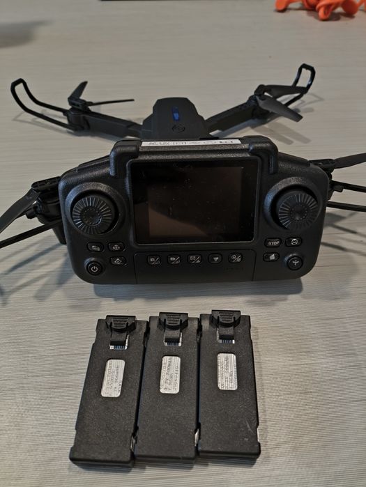 Drone with 3 Batteries505966867031664644