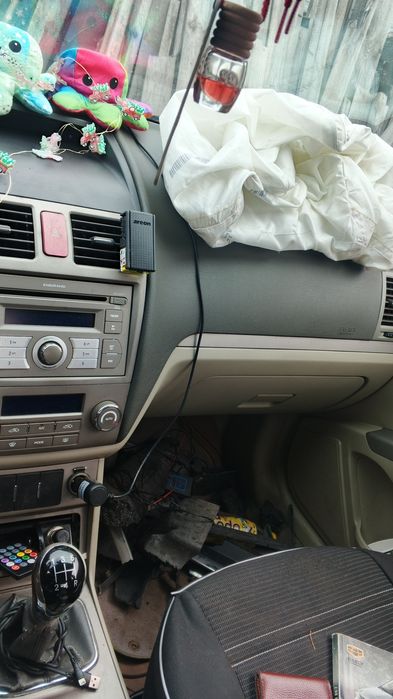 Продаю машину Джилі емгранд 7