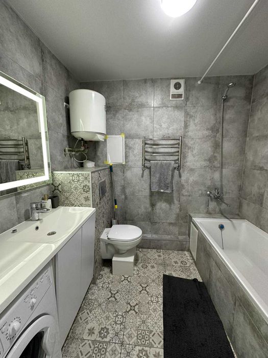 Сучасна 1 кім Новий будинок ЦЕНТР Деснянська Правда Автономне опалення