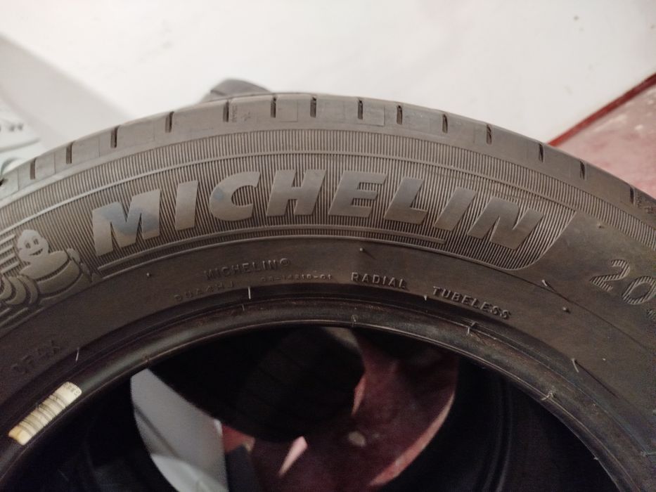 Продам  Шини    мешелін