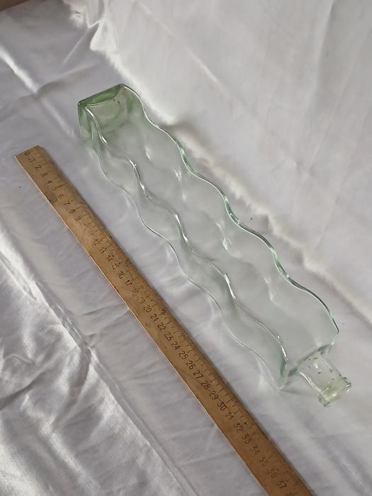 Бутылка стеклянная  "волна"