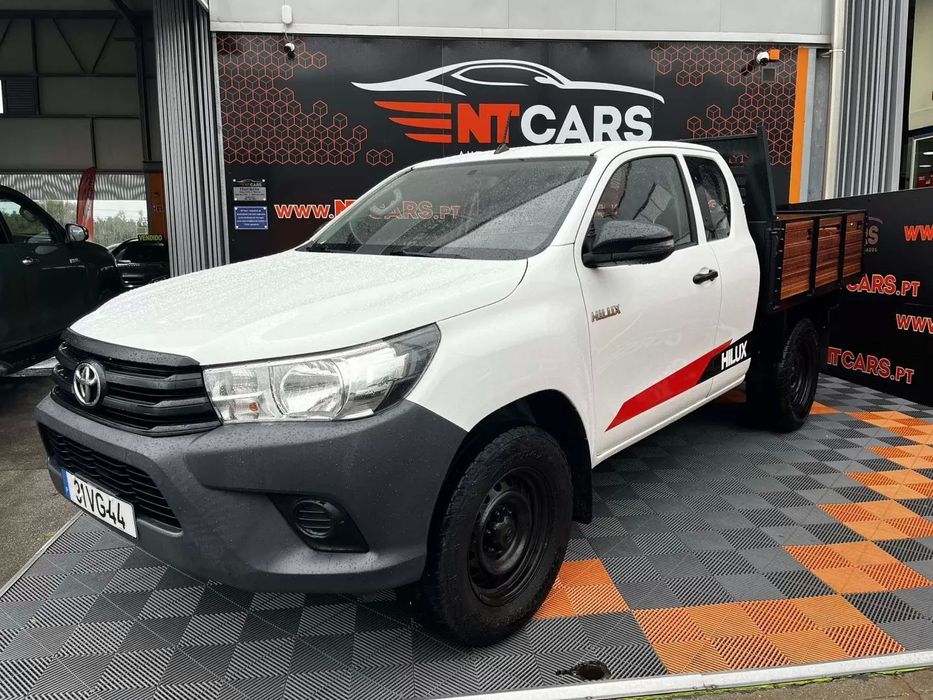 Toyota hilux 2.4 d-4d 2wd ce 3l