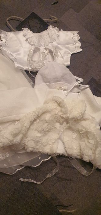 Ubranko do chrztu dla dziewczynki