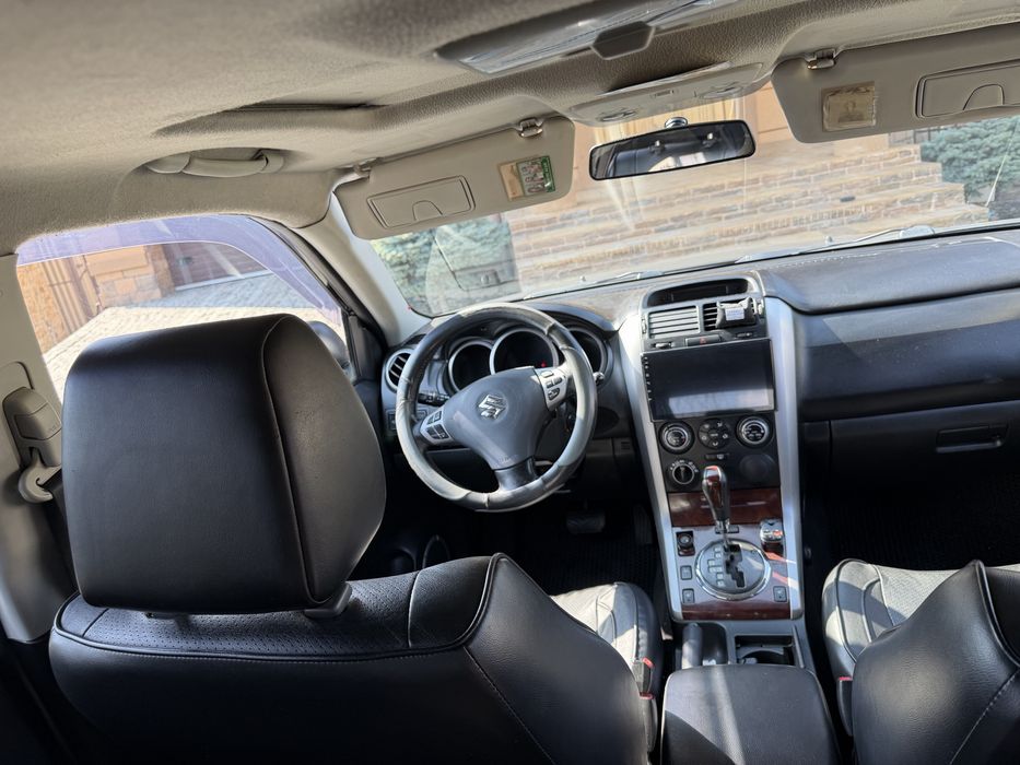 Cузуки гранд витара