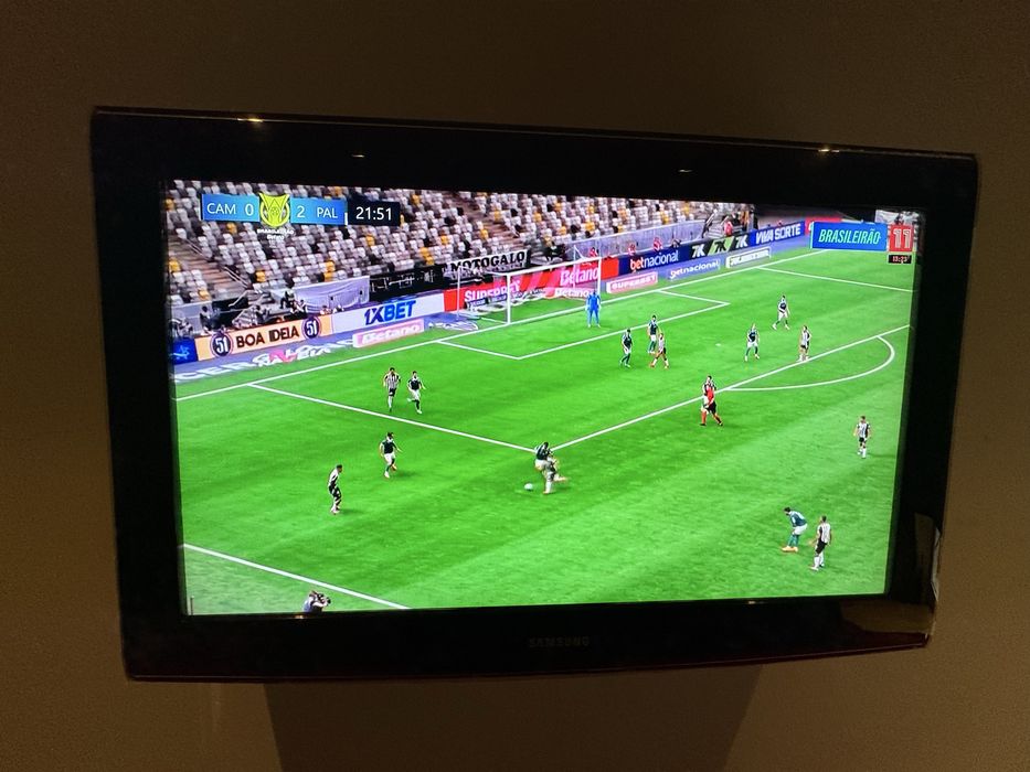 TV Televisao Samsung 32” LCD