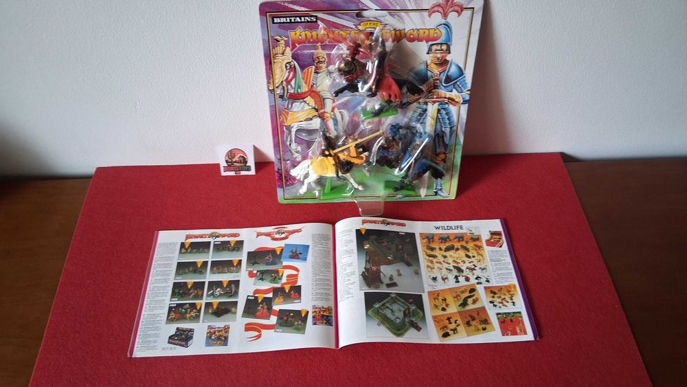 Lote Britains: Turcos em blister + Catálogo