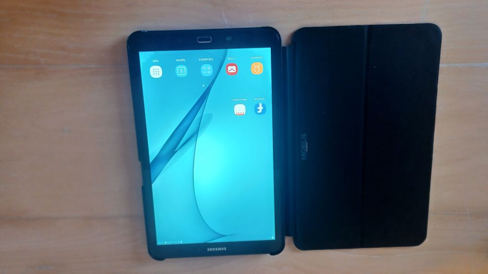 Tablet Samsung TabA6