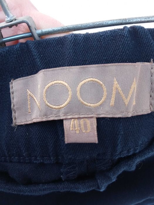 Темно-сині спідниці 38, 40 розміру