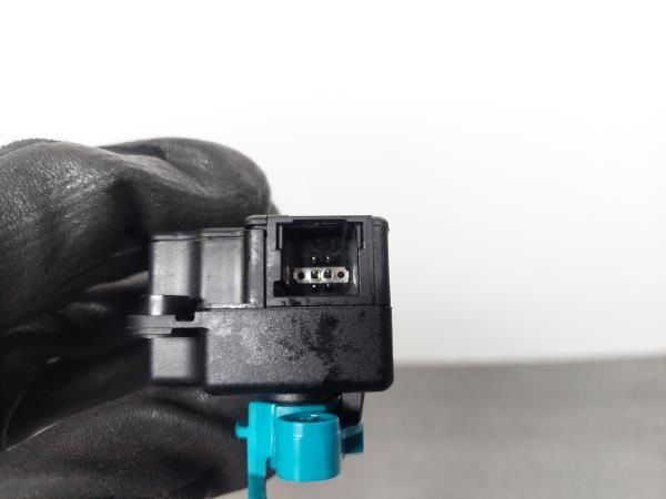 Motor da comporta da sofagem NISSAN Note (E11, NE11)