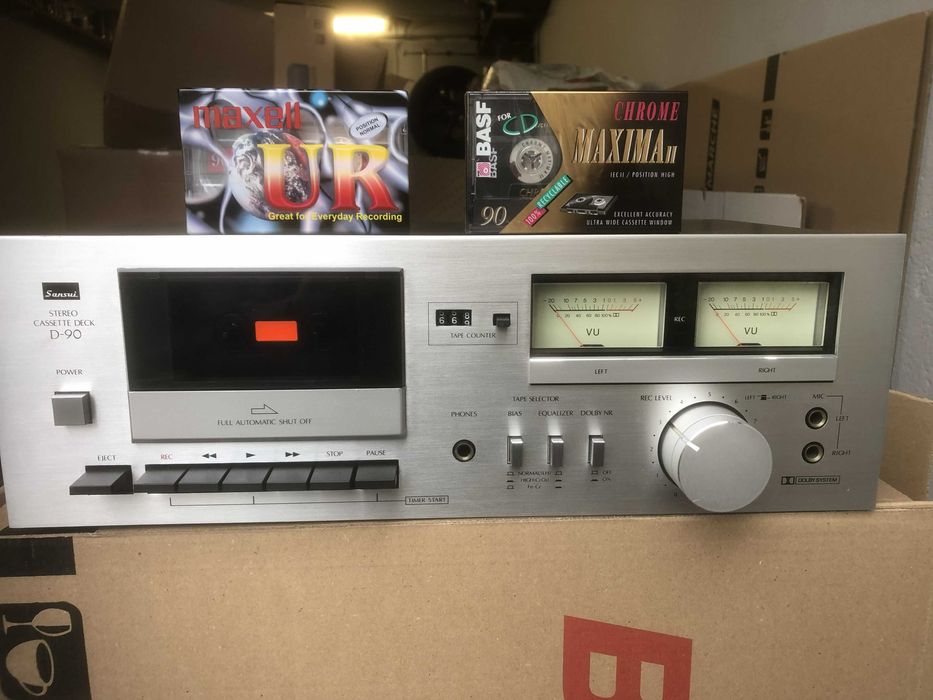 Magnetofon Sansui D-90 super stan
