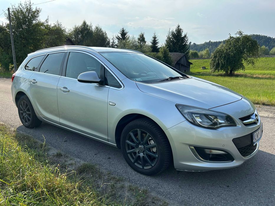 Opel Astra Sports tourer 1,7 CDTI 130 KM