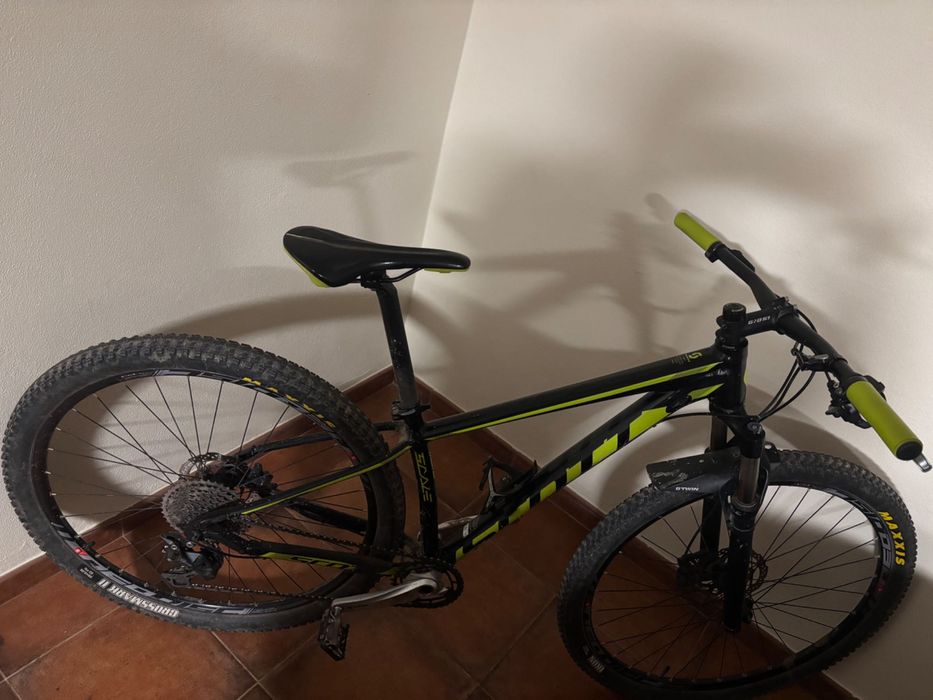 Bicicleta scott scale 980