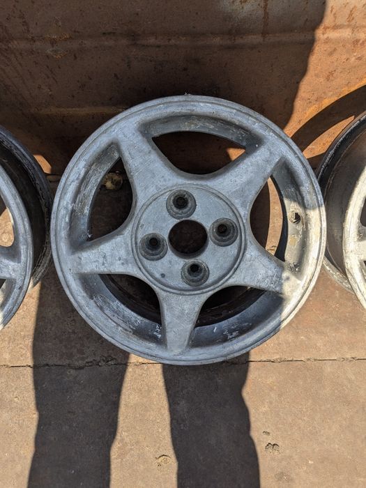 Диски, титани з ВАЗ r13