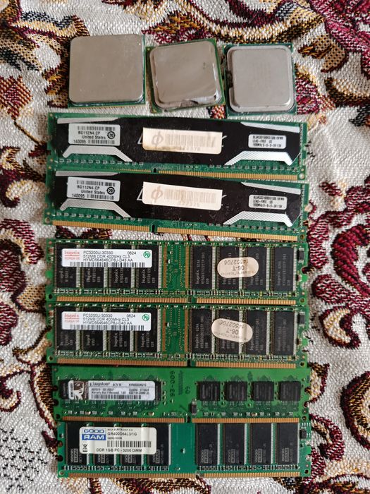 Продам до комп'ютера блоки питання,процесори куллера відкоката