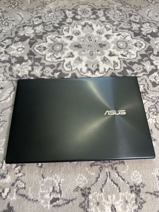 Laptop ASUS ZenBook 13 cali UX325E 16RAM, i5 ekran OLED