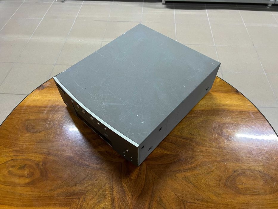 Odtwarzacz płyt CD FineArts by Grundig M100-CD Audio Room