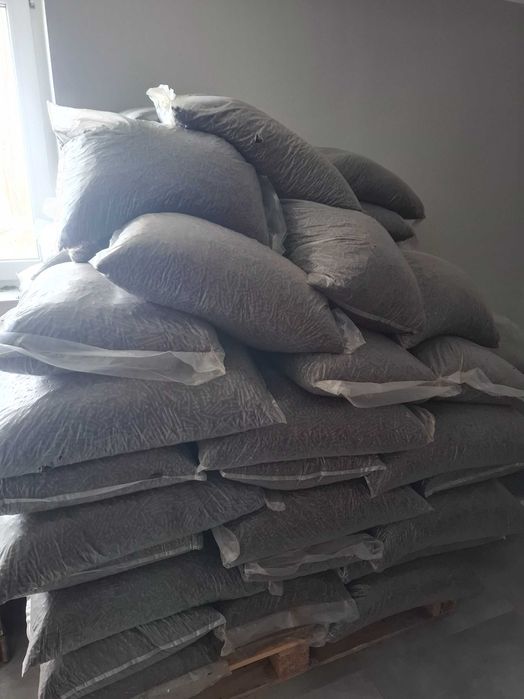 Pellet z łuski słonecznika 1,5 tony