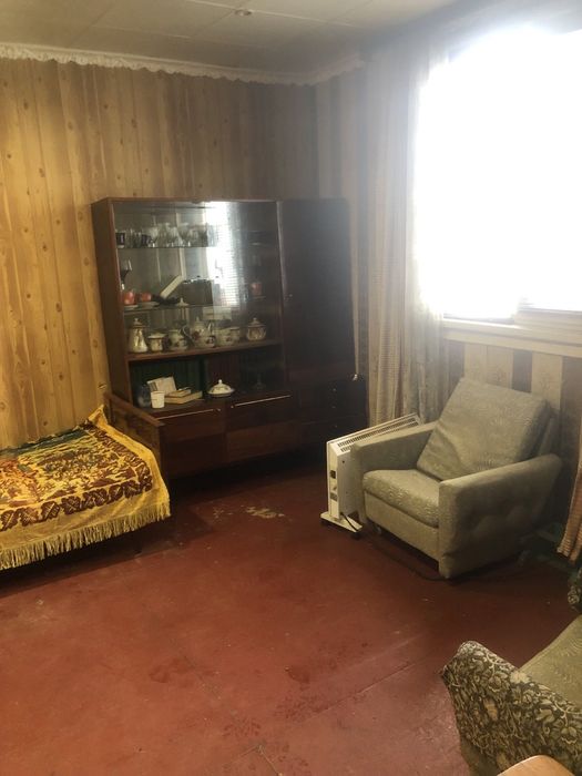 2-кімнатна квартира на землі під ремонт