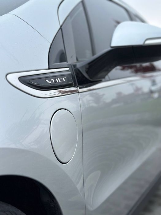 Шевроле вольт гибрид