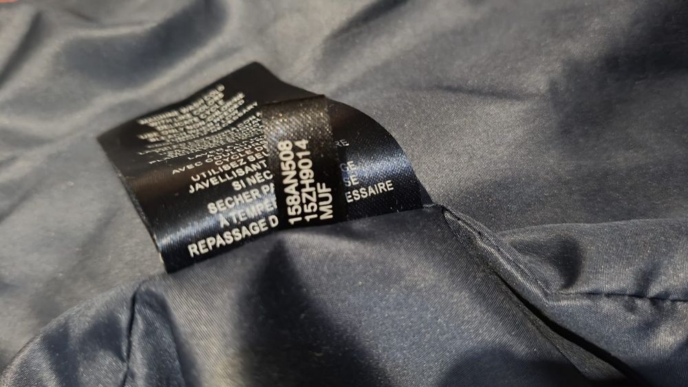 Kurtka zimowa Tommy Hilfiger rozmiar XL kurtka jest bardzo dobrym stan