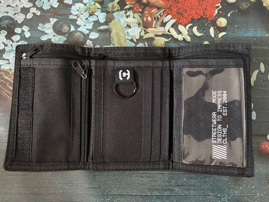 Гаманець із принтом.