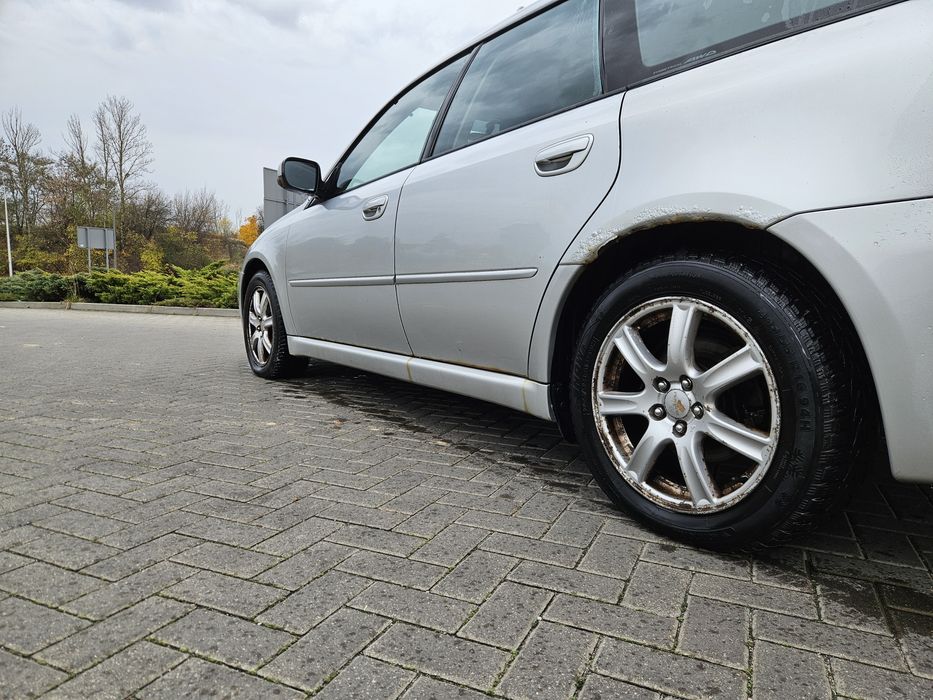 Subaru Outback 2004 рік 2.0 бензин 4×4 для військових в Україні