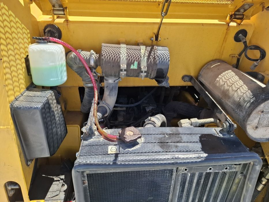 Mini carregadora Komatsu