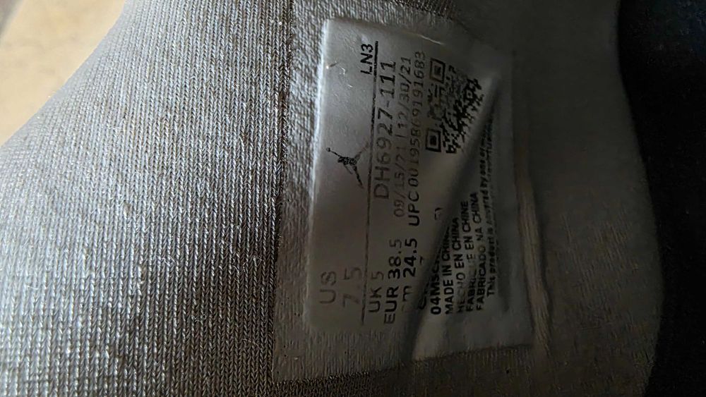 Buty sportowe NIKE Air Jordan rozm. 38,5