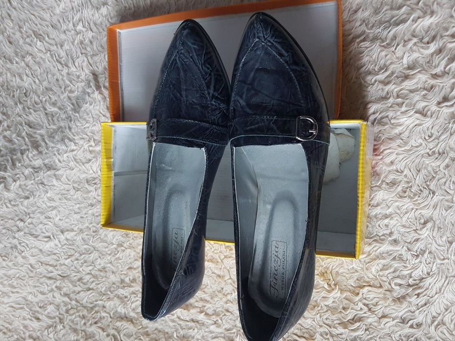 Buty damskie pantofelki