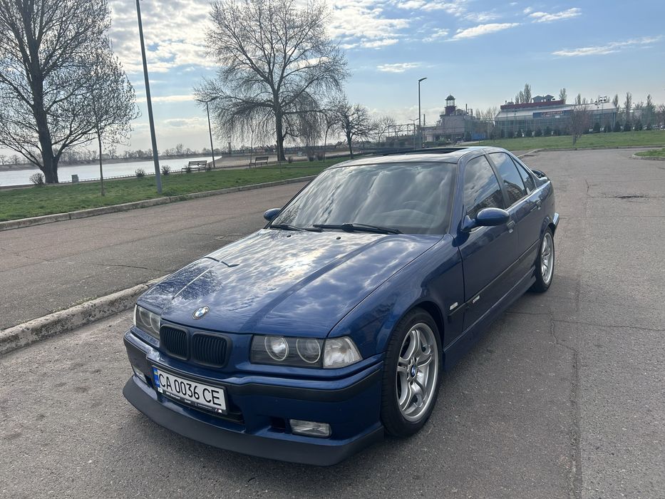 Продам BMW e36  328