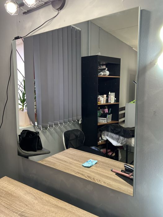 Дзеркало настінне