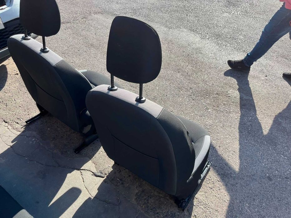 Dacia Logan Mcv - Conjunto Bancos Frente e Tras
