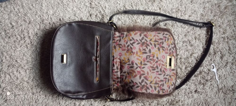 Torebka damska nowa na pasku