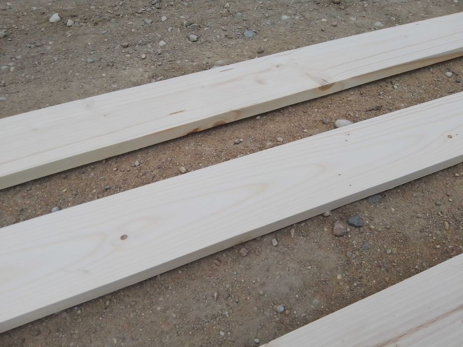 Heblowana deska świerkowa 120 cm x 9 cm