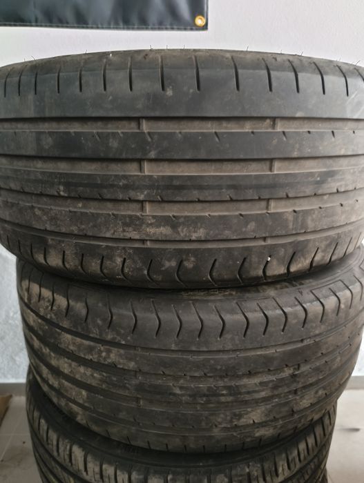 225/40/18 komplet opon 2xFulda 2xBarum letnie