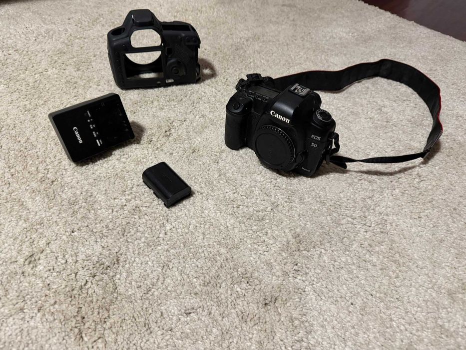 Canon EOS 5D Mark II - Full Frame (Corpo)