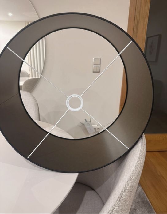 Abajur preto com brilho